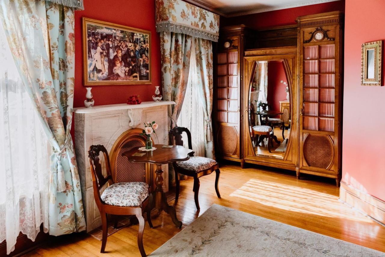 1897 Beekman House Bed And Breakfast Dundee エクステリア 写真