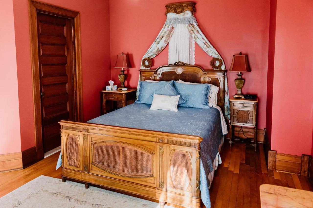 1897 Beekman House Bed And Breakfast Dundee エクステリア 写真