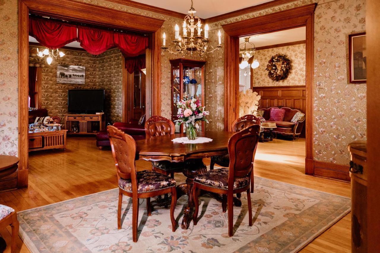 1897 Beekman House Bed And Breakfast Dundee エクステリア 写真